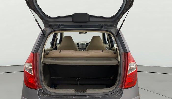 2015 Hyundai i10 SPORTZ 1.1, Petrol, Manual, 43,020 km, Boot Open Zoomed View