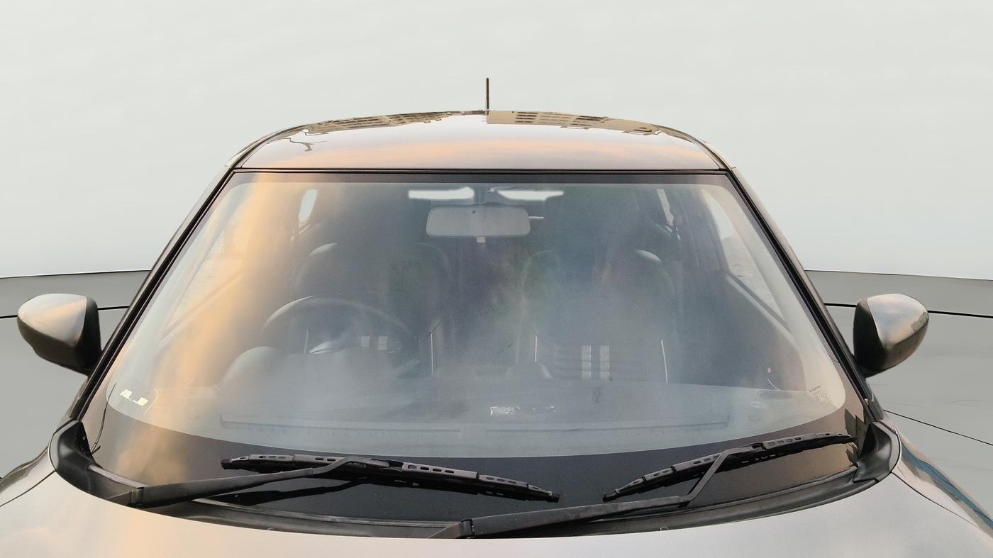 2023 Maruti Swift ZXI, Petrol, Manual, 41,125 km, Front Windshield