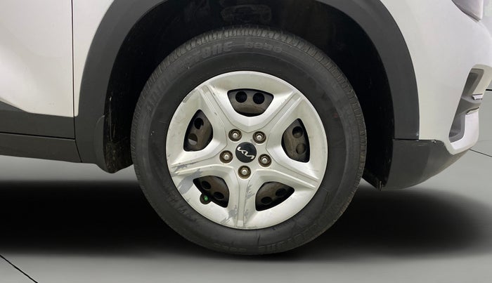 2022 KIA SELTOS HTE 1.5 DIESEL, Diesel, Manual, 1,01,799 km, Right Front Wheel