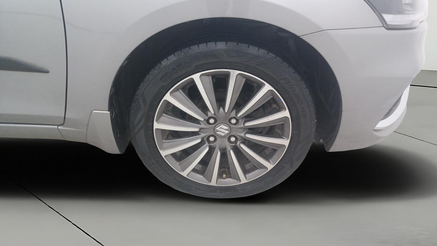 2019 Maruti Ciaz ALPHA 1.5 SHVS PETROL, Petrol, Manual, 57,659 km, Right Front Wheel