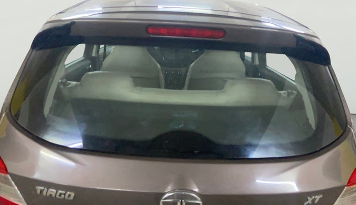 2018 Tata Tiago XT PETROL, CNG, Manual, 61,356 km, Rear Windshield