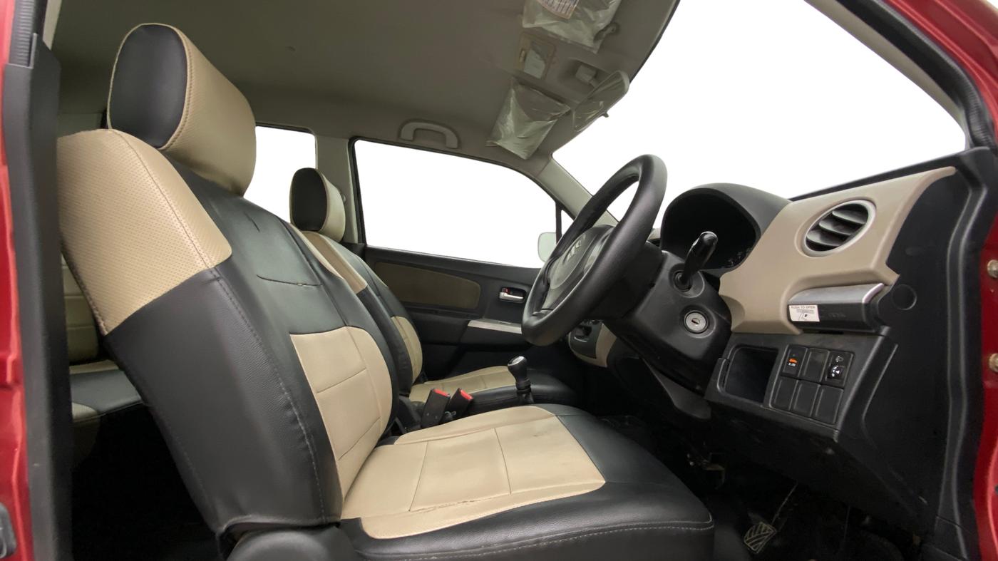 2013 Maruti Wagon R 1.0 LXI, Petrol, Manual, 84,321 km, Right Side Front Door Cabin