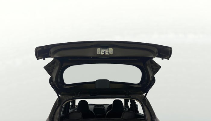 2020 Renault Kwid RXT 1.0 (O), Petrol, Manual, 76,836 km, Boot Door Open