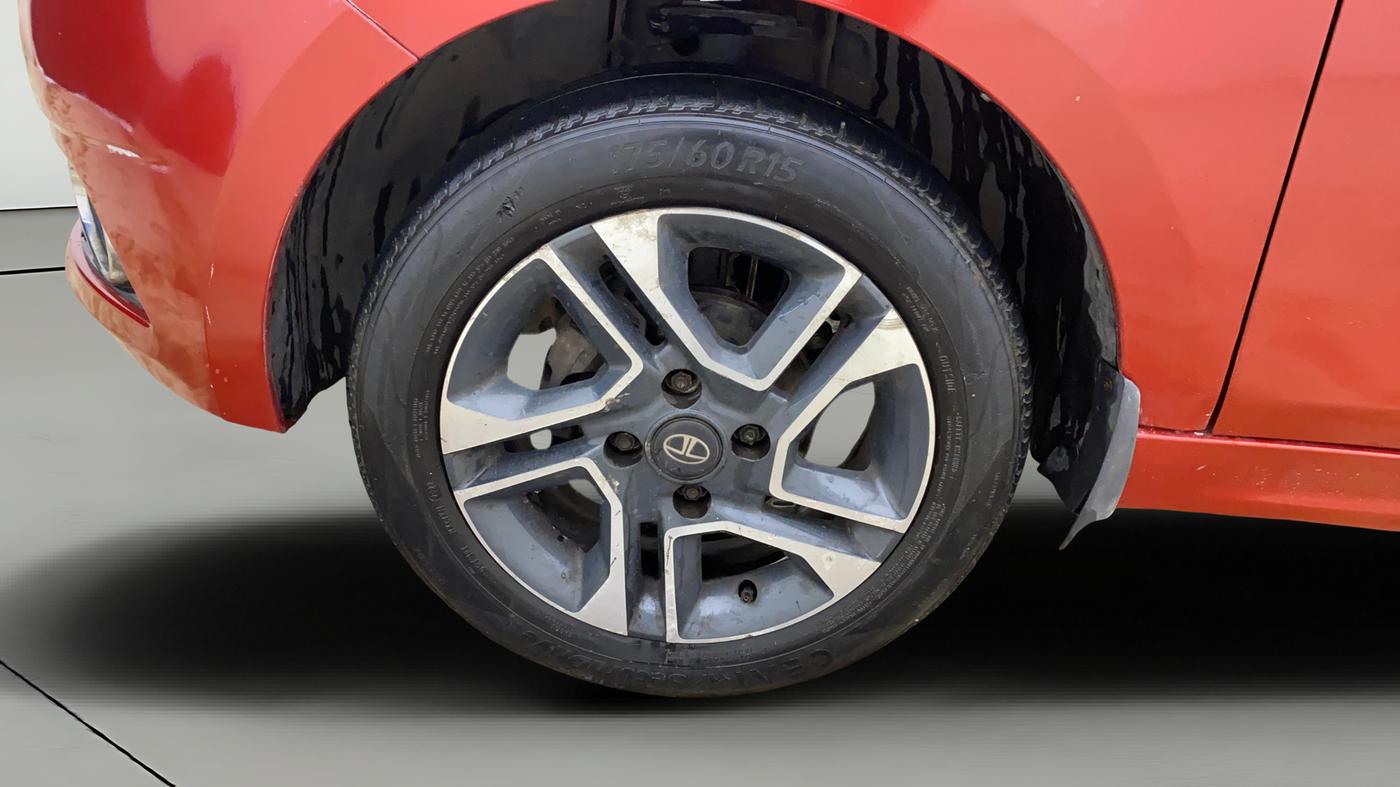 2018 Tata TIGOR XZ (O) PETROL, CNG, Manual, 76,584 km, Left Front Wheel