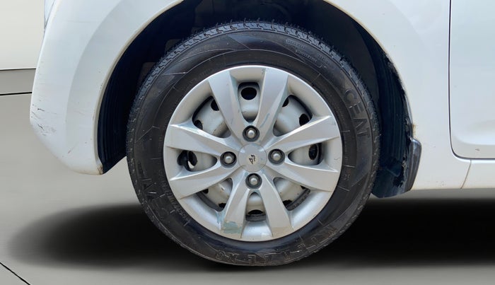 2018 Hyundai Eon ERA +, Petrol, Manual, 16,567 km, Left Front Wheel