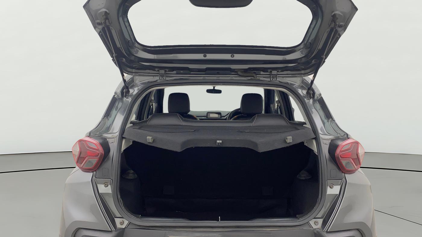 2022 Tata PUNCH PURE MT, Petrol, Manual, 18,807 km, Boot Open Zoomed View