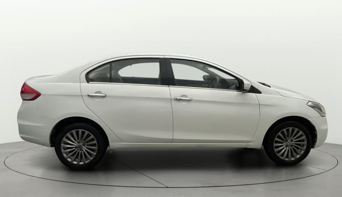 2015 Maruti Ciaz ZXI+, Petrol, Manual, 1,16,097 km, Right Side View