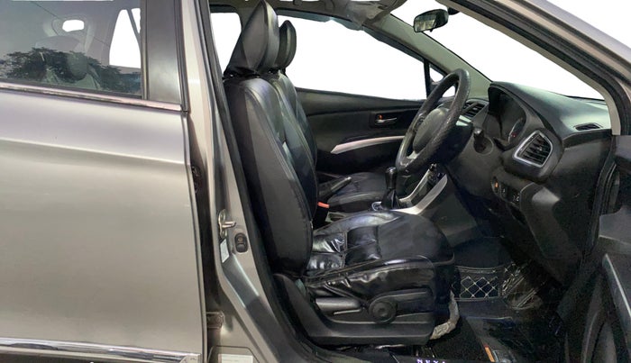 2020 Maruti S Cross ZETA 1.5, Petrol, Manual, 1,07,423 km, Right Side Front Door Cabin