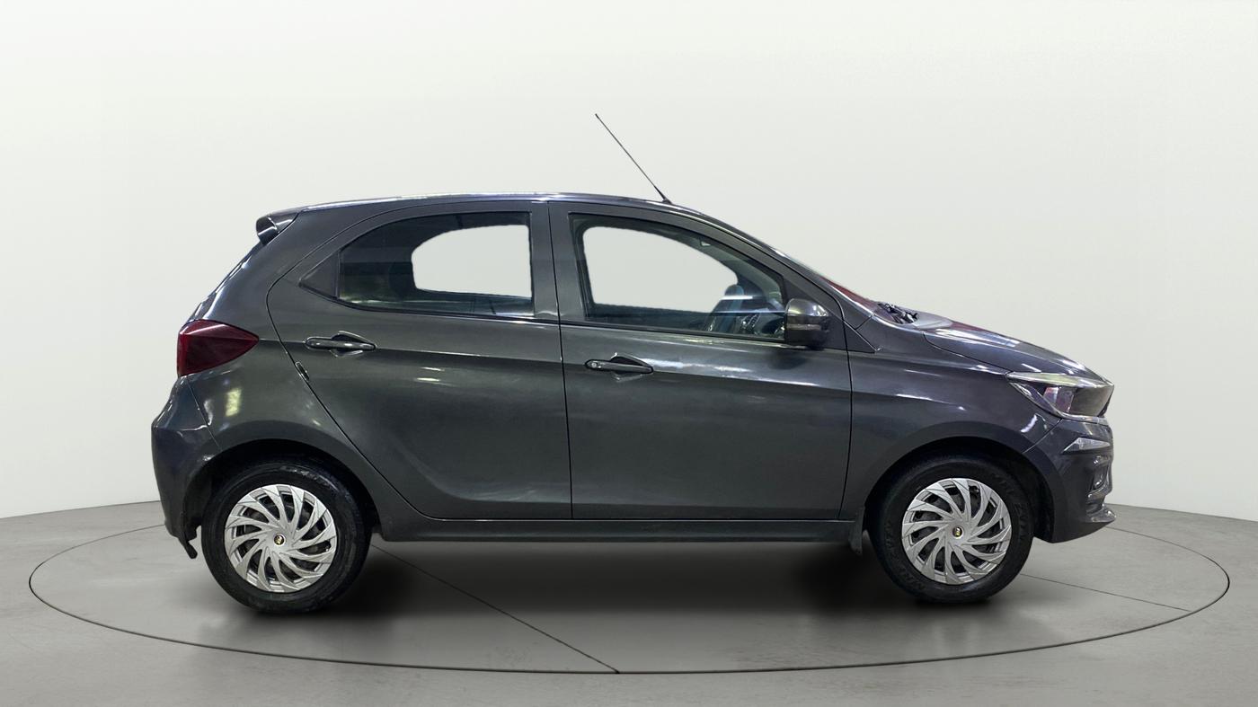 2020 Tata Tiago XT PETROL, Petrol, Manual, 1,14,027 km, Right Side View