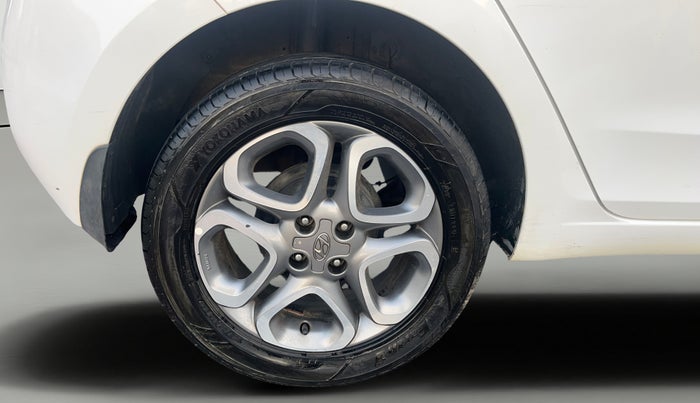 2019 Hyundai Elite i20 SPORTZ PLUS 1.2 DUAL TONE, Petrol, Manual, 74,392 km, Right Rear Wheel