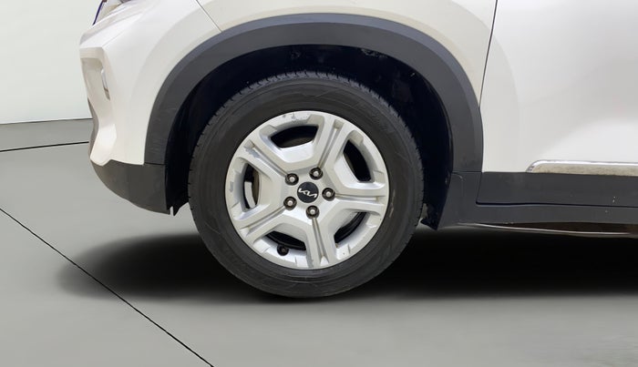 2022 KIA SONET HTK PLUS 1.2, Petrol, Manual, 1,47,370 km, Left Front Wheel