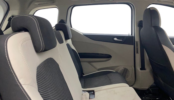 2021 Renault TRIBER RXZ, Petrol, Manual, 38,456 km, Right Side Rear Door Cabin