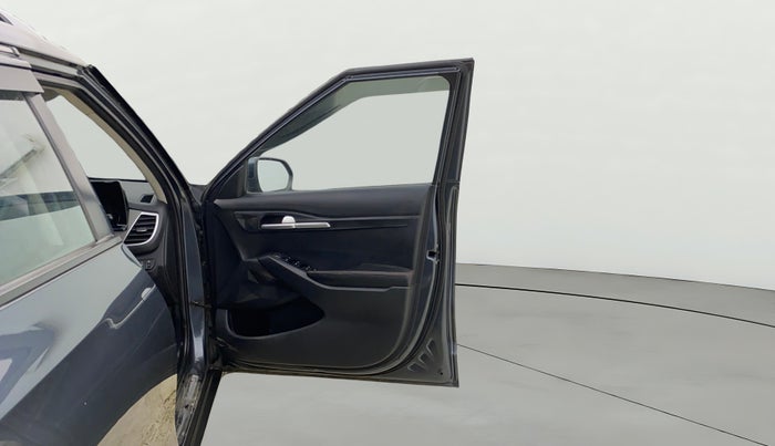 2019 KIA SELTOS HTK 1.5 PETROL, Petrol, Manual, 33,591 km, RHS Front Door