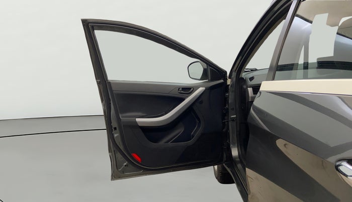 2022 Tata NEXON XM SUNROOF DIESEL, Diesel, Manual, 36,950 km, LHS Rear Door