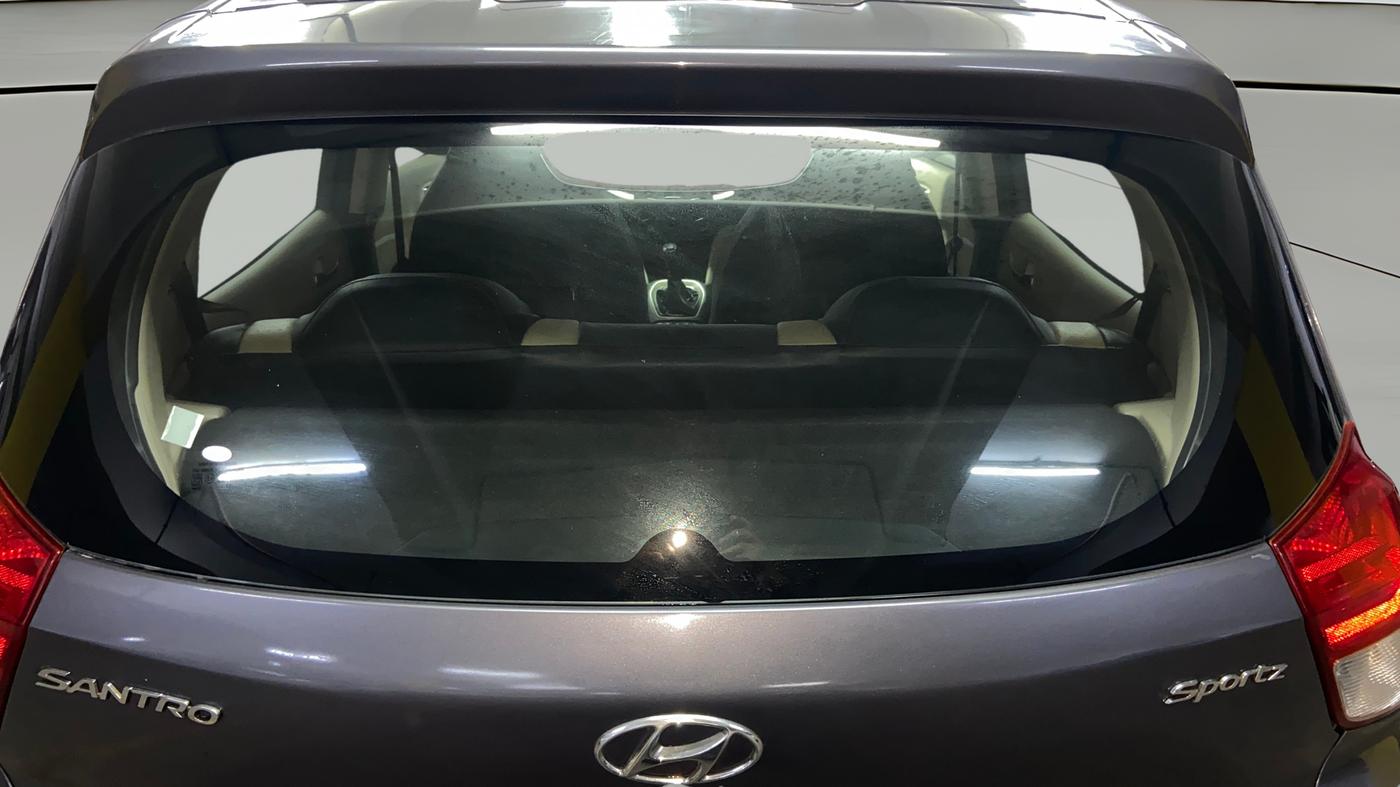 2018 Hyundai NEW SANTRO SPORTZ MT, CNG, Manual, 1,12,171 km, Rear Windshield