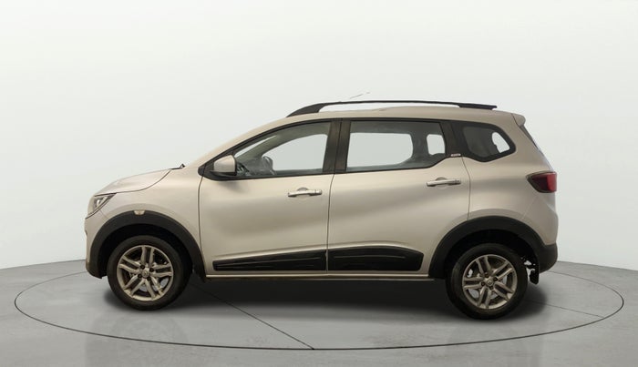 2019 Renault TRIBER RXZ, Petrol, Manual, 56,981 km, Left Side