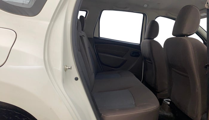 2018 Renault Duster RXS PETROL, Petrol, Manual, 63,610 km, Right Side Rear Door Cabin