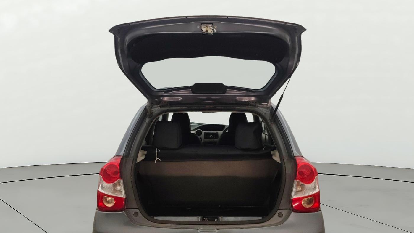 2013 Toyota Etios Liva G, Petrol, Manual, 65,995 km, Boot Door Open