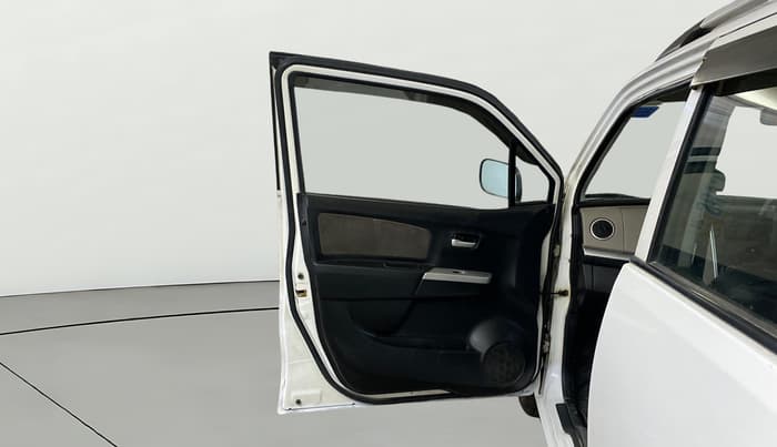 2015 Maruti Wagon R 1.0 LXI CNG, CNG, Manual, 1,22,030 km, LHS Front Door