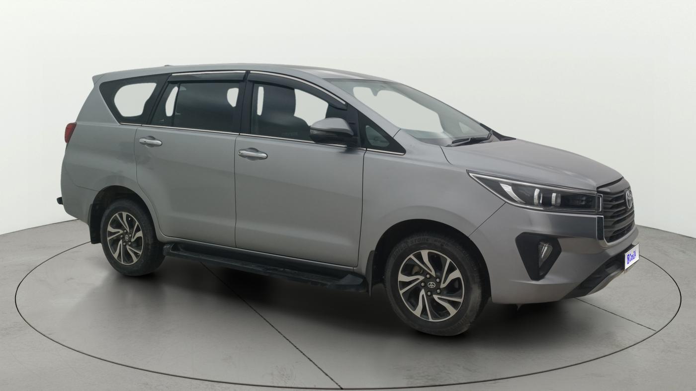 2022 Toyota Innova Crysta 2.4 VX 8 STR, Diesel, Manual, 28,485 km, SRP
