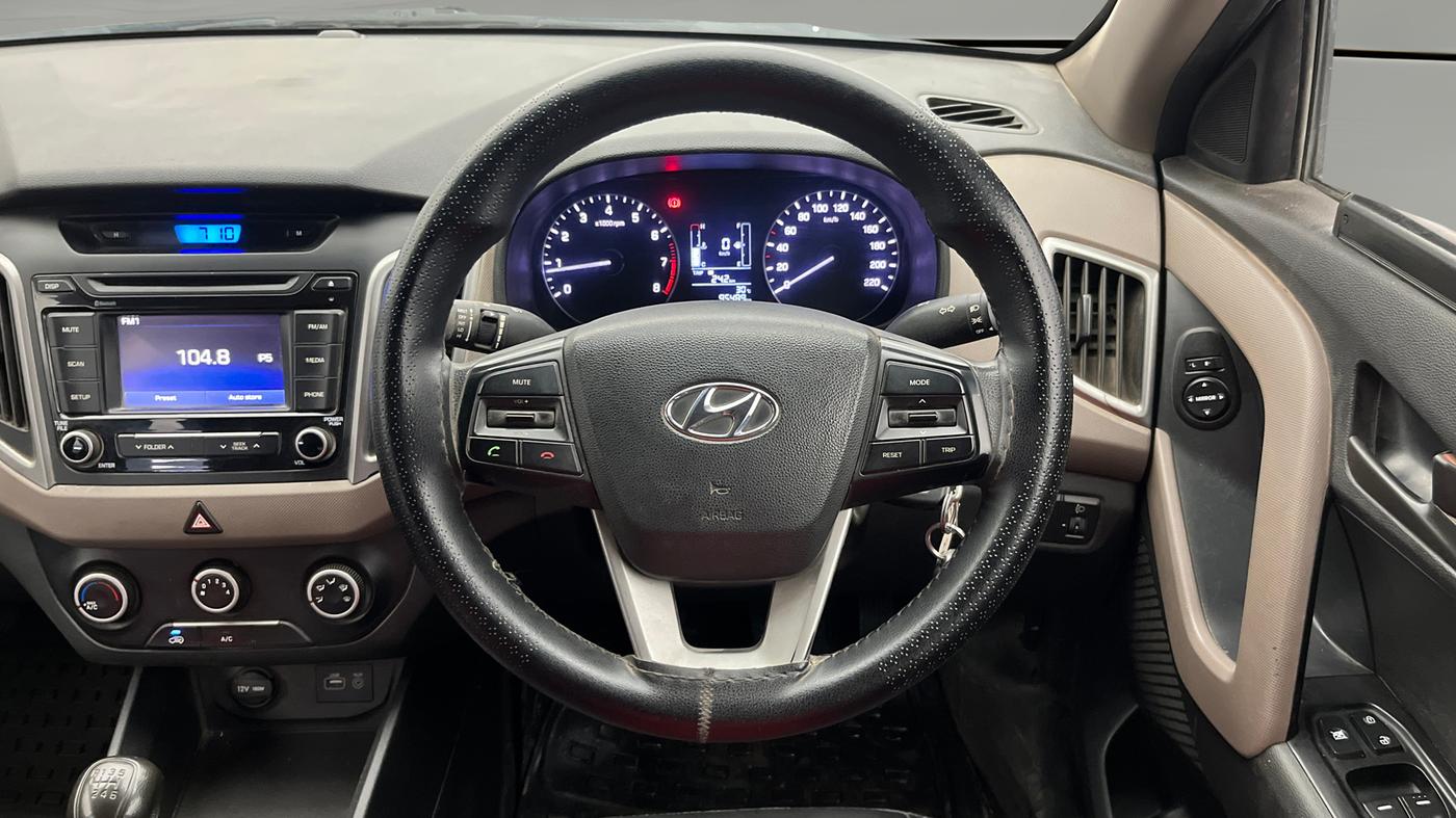 2017 Hyundai Creta E PLUS 1.6 PETROL, Petrol, Manual, 95,433 km, Steering Wheel Close Up