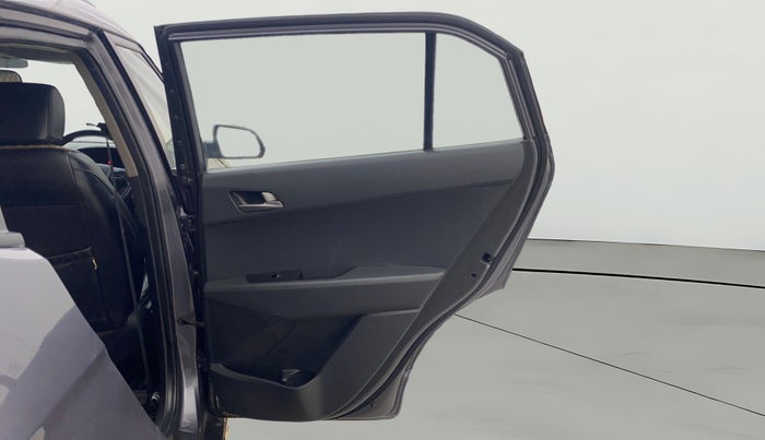 2017 Hyundai Creta SX PLUS AT 1.6 PETROL, Petrol, Automatic, 1,13,645 km, RHS Rear Door