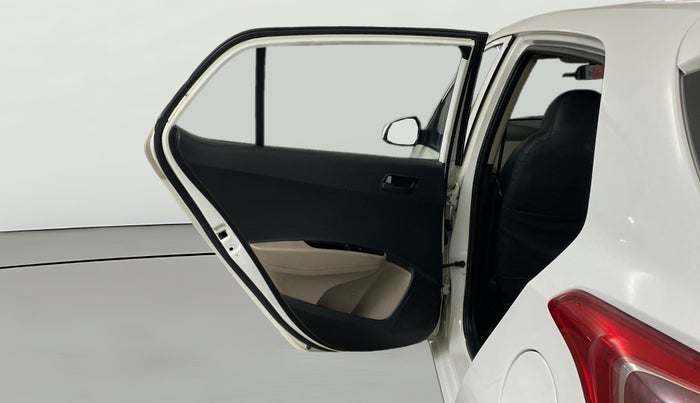 2015 Hyundai Grand i10 MAGNA 1.2 KAPPA VTVT, Petrol, Manual, 29,565 km, LHS Rear Door