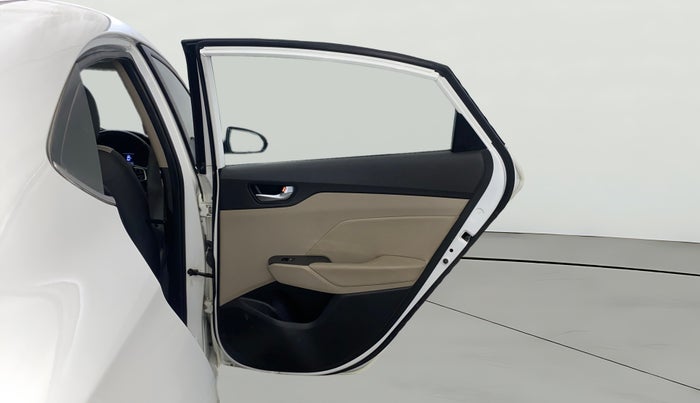 2019 Hyundai Verna 1.6 VTVT SX (O) AT, Petrol, Automatic, 79,119 km, RHS Rear Door