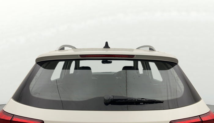 2022 Skoda KUSHAQ STYLE 1.5L TSI DSG, Petrol, Automatic, 27,752 km, Rear Windshield