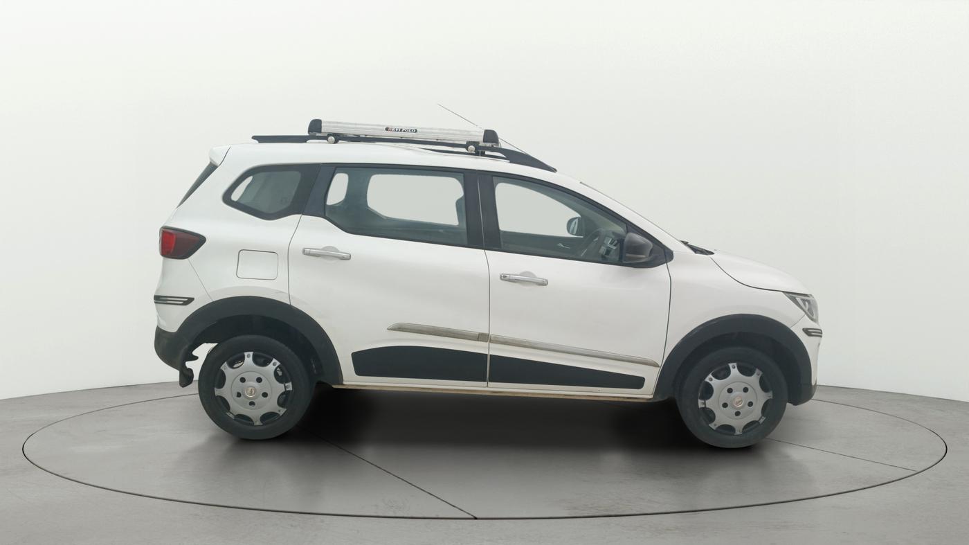 2023 Renault TRIBER RXZ AMT, Petrol, Automatic, 65,496 km, Right Side View