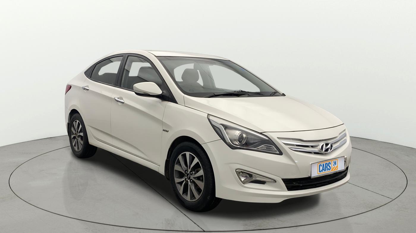 2016 Hyundai Verna FLUIDIC 4S1.6 VTVT SX O, Petrol, Manual, 85,605 km, SRP