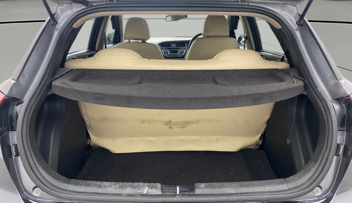 2018 Hyundai Elite i20 SPORTZ 1.2, Petrol, Manual, 73,190 km, Boot Open Zoomed View