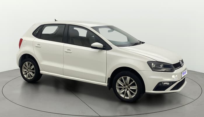 2017 Volkswagen Polo HIGHLINE1.2L, Petrol, Manual, 1,21,096 km, SRP