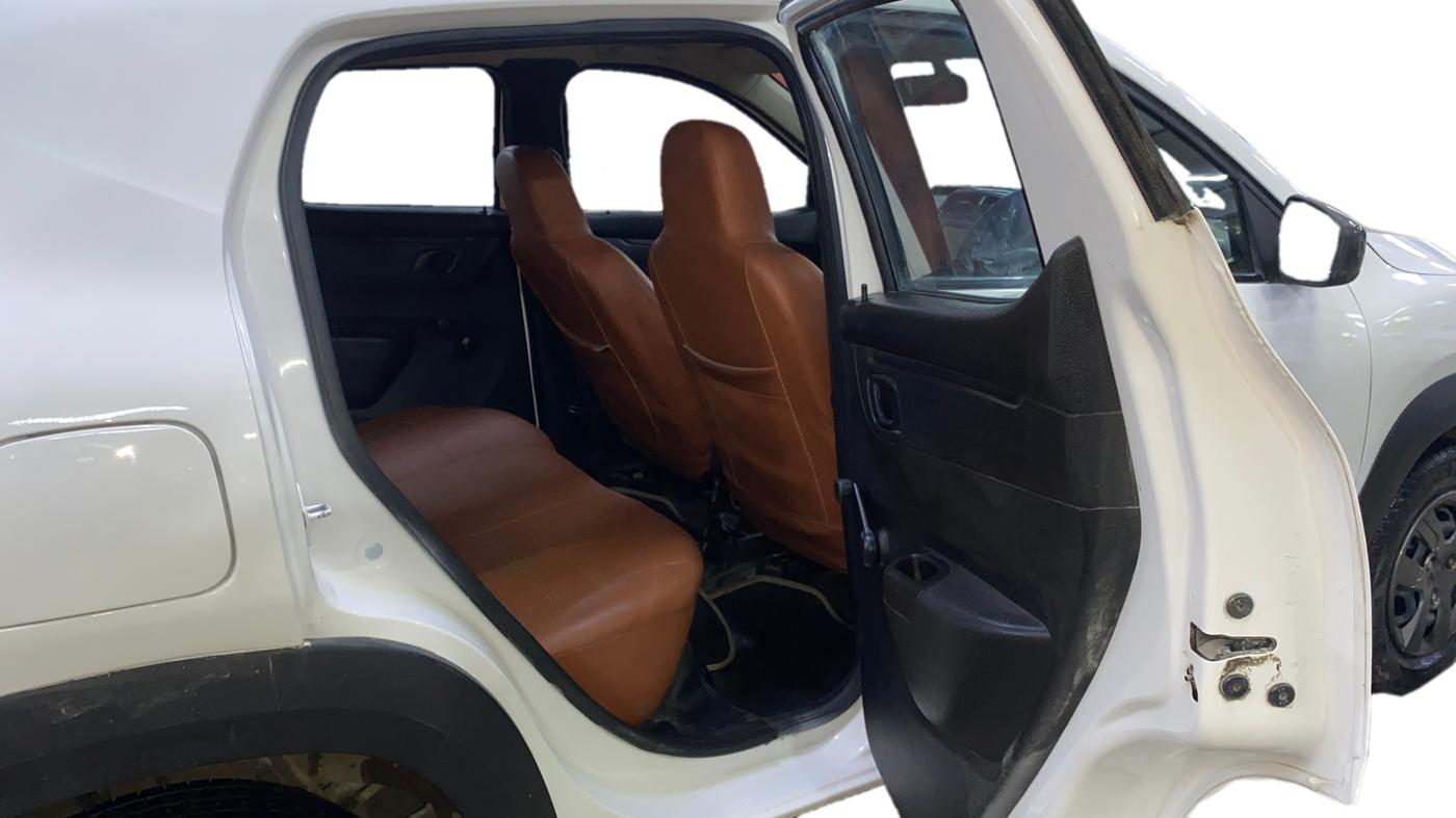 2017 Renault Kwid RXT 1.0 AMT, Petrol, Automatic, 30,365 km, Right Side Rear Door Cabin