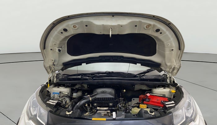 2022 Tata NEXON XM PETROL, Petrol, Manual, 1,16,522 km, Open Bonet