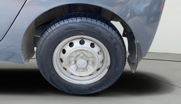 2014 Hyundai Eon ERA +, Petrol, Manual, 17,518 km, Left Rear Wheel