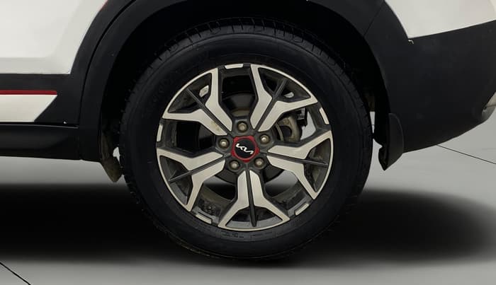 2021 KIA SELTOS GTX PLUS 1.5 DIESEL AT DUAL TONE, Diesel, Automatic, 82,267 km, Left Rear Wheel