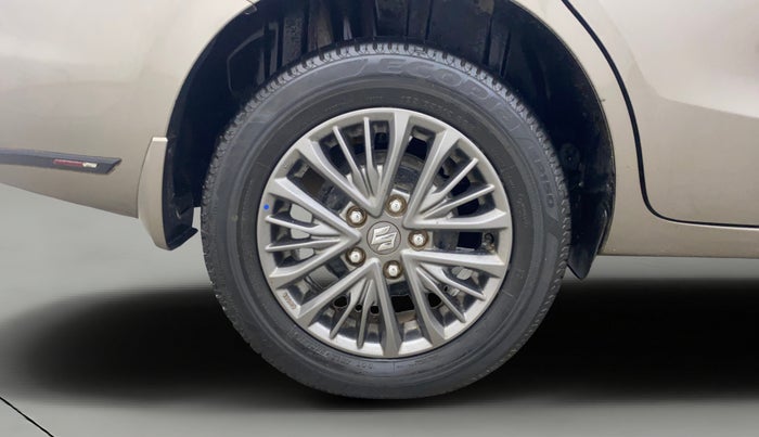 2019 Maruti Ertiga ZXI+ SHVS, Petrol, Manual, 40,082 km, Right Rear Wheel