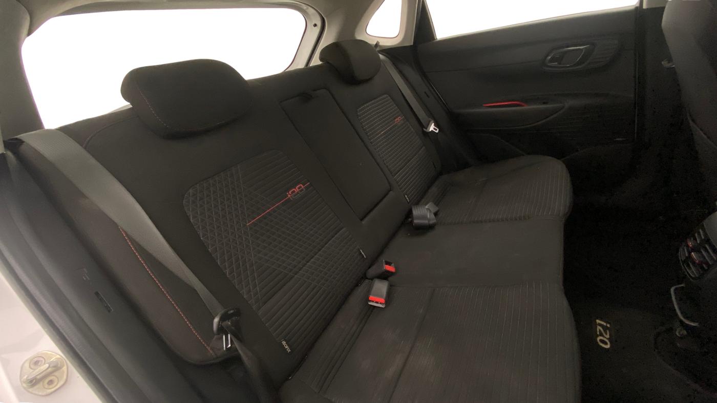 2021 Hyundai NEW I20 ASTA (O) 1.2 MT, Petrol, Manual, 67,741 km, Right Side Rear Door Cabin