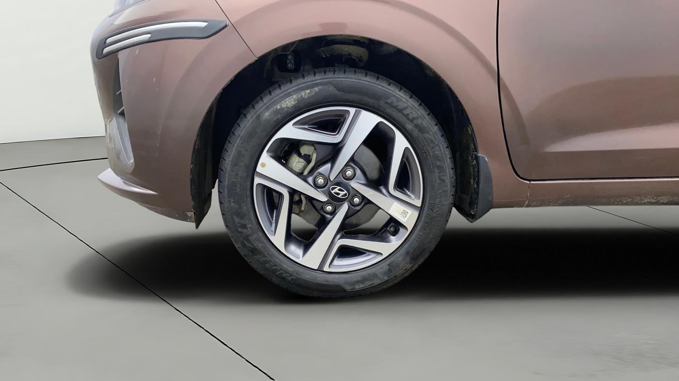 2021 Hyundai AURA SX 1.2, Petrol, Manual, 26,876 km, Left Front Wheel