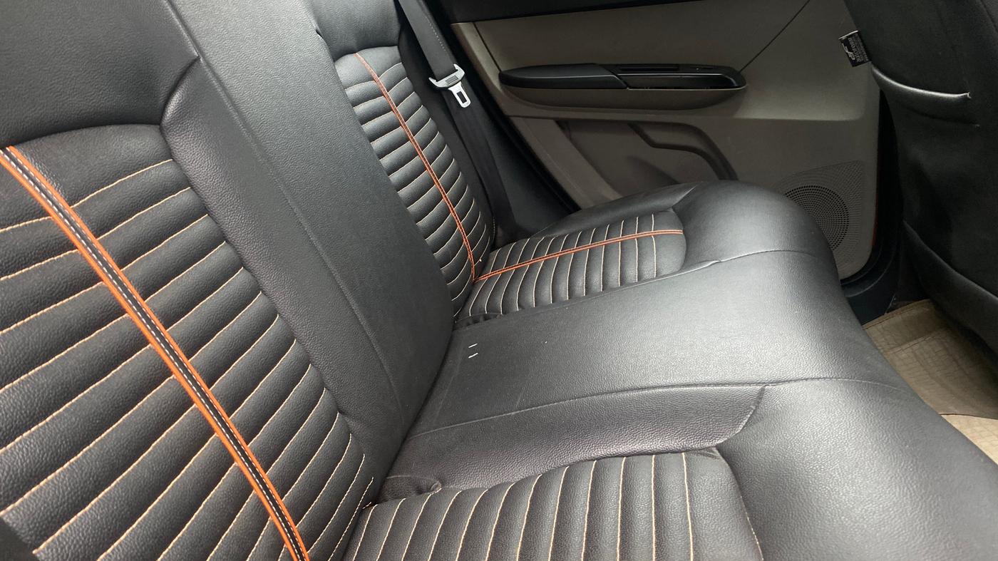 2016 Tata Tiago XM PETROL, Petrol, Manual, 55,896 km, Right Side Rear Door Cabin