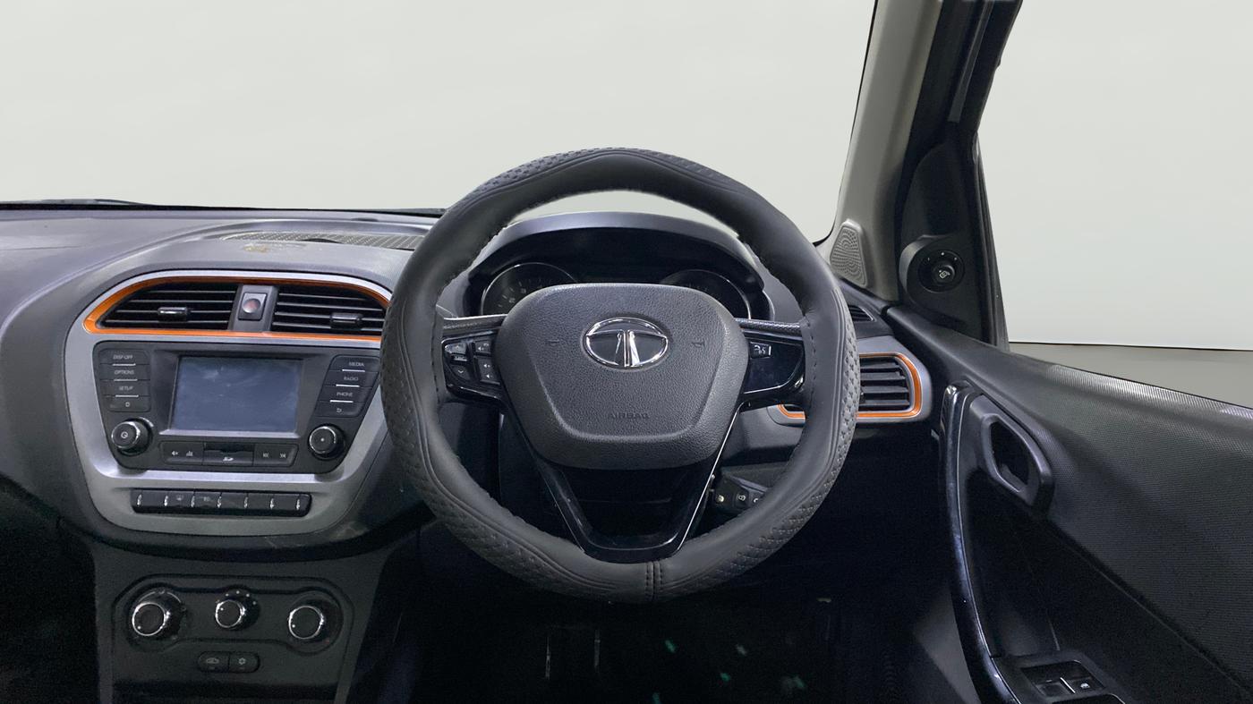 2018 Tata TIAGO NRG PETROL, Petrol, Manual, 76,021 km, Steering Wheel Close Up