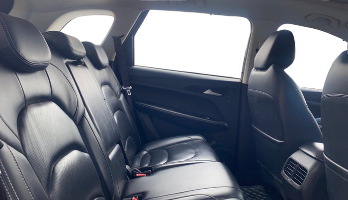 2021 MG HECTOR SHARP 1.5 DCT PETROL, Petrol, Automatic, 62,722 km, Right Side Rear Door Cabin