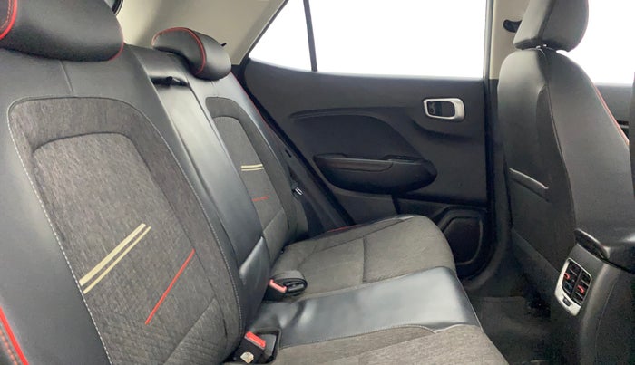 2020 Hyundai VENUE SX 1.0 (O) TURBO IMT DUAL TONE, Petrol, Manual, 56,298 km, Right Side Rear Door Cabin