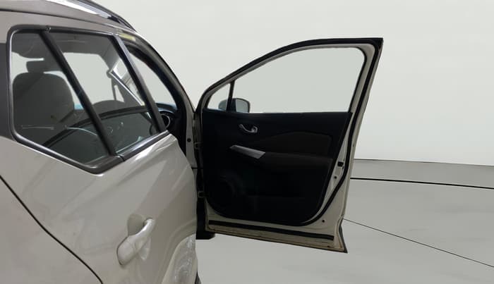 2019 Nissan Kicks XV PREMIUM (O) DIESEL, Diesel, Manual, 45,190 km, RHS Front Door