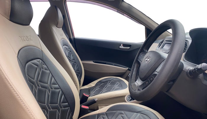 2015 Hyundai Xcent SX 1.2 (O), Petrol, Manual, 1,12,695 km, Right Side Front Door Cabin