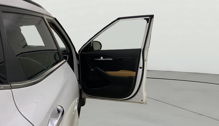 2023 KIA SELTOS HTX PLUS 1.5 IMT DIESEL, Diesel, Manual, 35,610 km, RHS Front Door