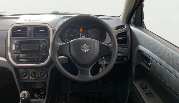 2018 Maruti Vitara Brezza VDI (O), Diesel, Manual, 1,04,184 km, Steering Wheel Close Up