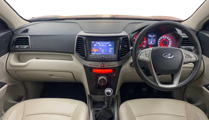2020 Mahindra XUV300 W8 (O) 1.5 DIESEL, Diesel, Manual, 1,10,988 km, Dashboard