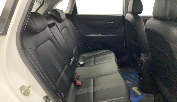 2022 Hyundai NEW I20 ASTA (O) 1.0 TURBO GDI DCT, Petrol, Automatic, 41,669 km, Right Side Rear Door Cabin